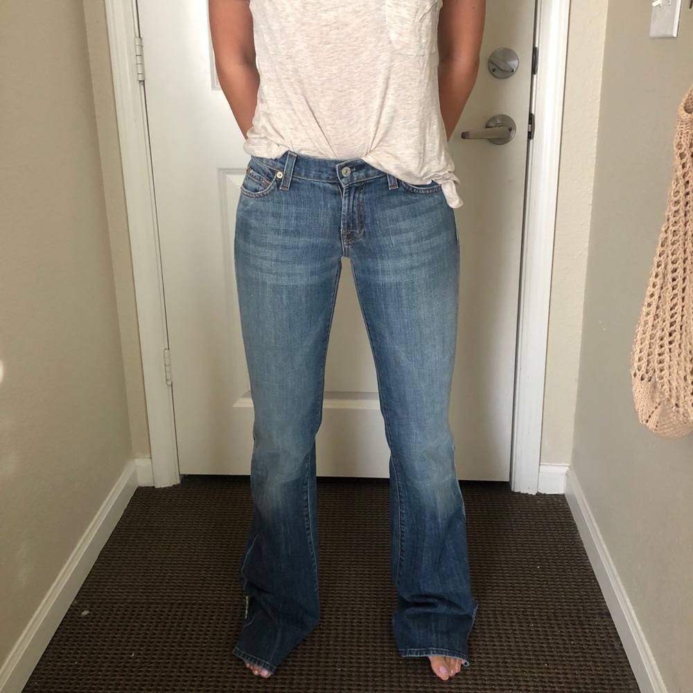 7 for all mankind bootleg light wash jeans